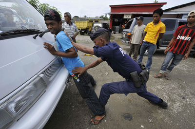 東ティモール、大統領襲撃事件で18人に逮捕状