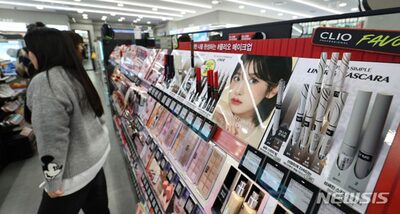 韓国10～30代が「化粧品を買う時、最も参考にする」プラットフォームは？