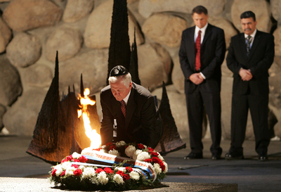 反政府活動が活発化する中で、ゲーツ米国防長官がイラク指導者らと会談へ - イラク