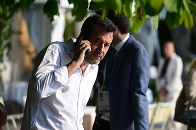 対ロ制裁「機能していない」 伊極右政党党首の発言が物議