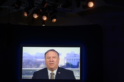 ポンペオ米国務長官、国際政治の「混乱の波」を称賛 ダボス会議でビデオ演説