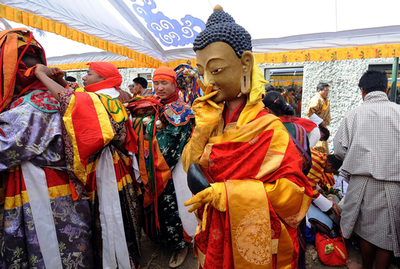 ブータンの連続爆発で犯行声明、国王の結婚式を前に