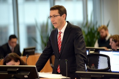 オーストラリア軍、訓練兵同士にレイプ強制の過去 公式調査