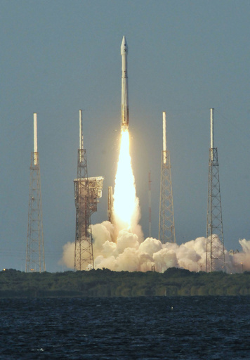 NASA、サンプル回収目的で探査機打ち上げ 7年後に帰還