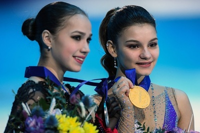 16歳サモデュロワ、五輪女王ザギトワを抑えて欧州選手権制覇