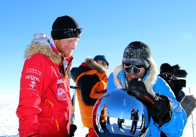 英ヘンリー王子が負傷兵らと南極点到達、英王室で初