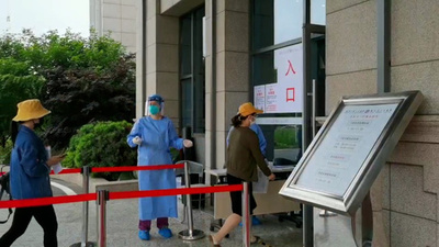 武漢の新型コロナ感染症指定病院が通常診療を再開、中国