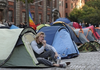 英ロンドンの座り込み集会、3日目に突入