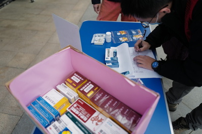 「医薬品を分け合う」 心温まる「助け合いのリレー」 中国
