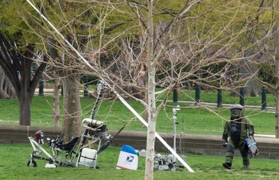 米議会敷地にオートジャイロ着陸、操縦の男拘束