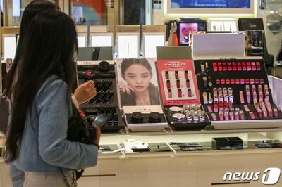 K-ビューティー“二大巨頭”回復の兆し…アモーレパシフィック＆LG生活健康、グローバル市場多角化で成果