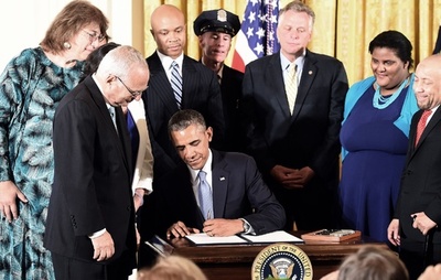 米政府、契約業者のLGBT差別を禁止 オバマ氏が大統領令