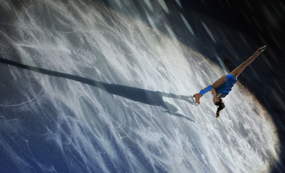 コストナーらがエキシビションに登場 フィギュア欧州選手権