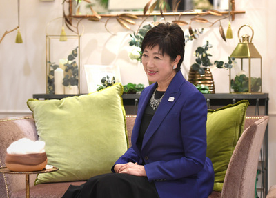 小池百合子都知事のファッションポリシー