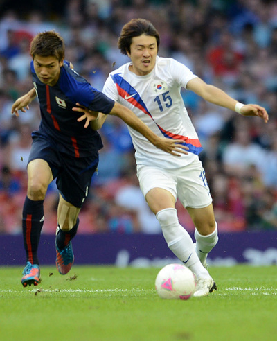 FIFA、韓国の朴に2試合出場停止処分 五輪で「竹島領有」掲げる