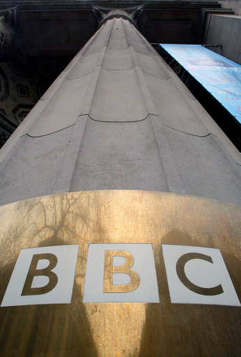 BBCがウェブサイト半数を閉鎖へ、政権交代にらみ先手か