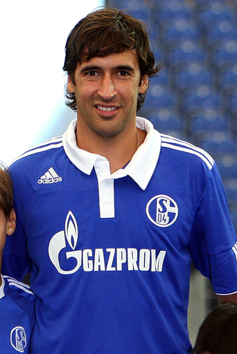 ラウル、独シャルケと2年契約 ｢世界クラスの加入｣を監督歓迎