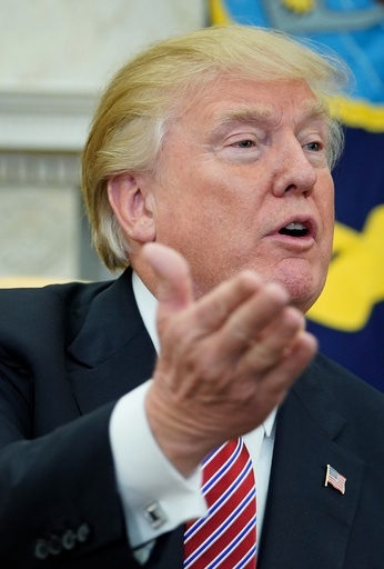 トランプ氏「DVには絶対反対」 側近辞任から1週間 いら立ちも