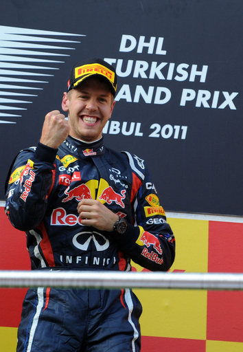 ベッテル3勝目、小林は最後尾から10位入賞 F1トルコGP