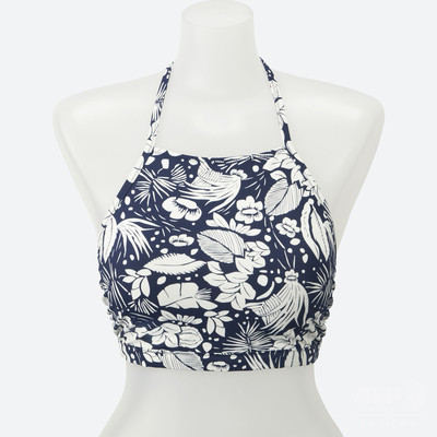 スイムウェアにもコラボラインが登場 ユニクロ 多彩なデザインバリエーション 写真16枚 ファッション ニュースならmode Press Powered By Afpbb News スイムウェアにもコラボラインが登場 ユニクロ 多彩なデザインバリエーション 写真16枚 ファッション ニュースならmode Press Powered By Afpbb News