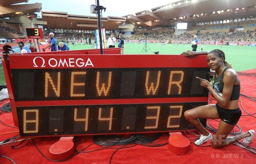 女子3000m障害でチェプコエチが世界新 従来の記録6秒上回る 写真3枚 ファッション ニュースならmode Press Powered By Afpbb News
