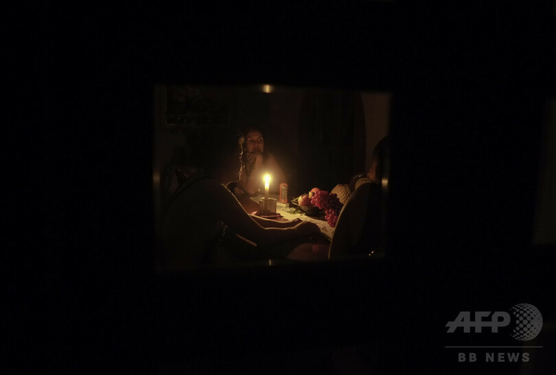 経済危機のベネズエラ、節電対策で標準時を30分早める