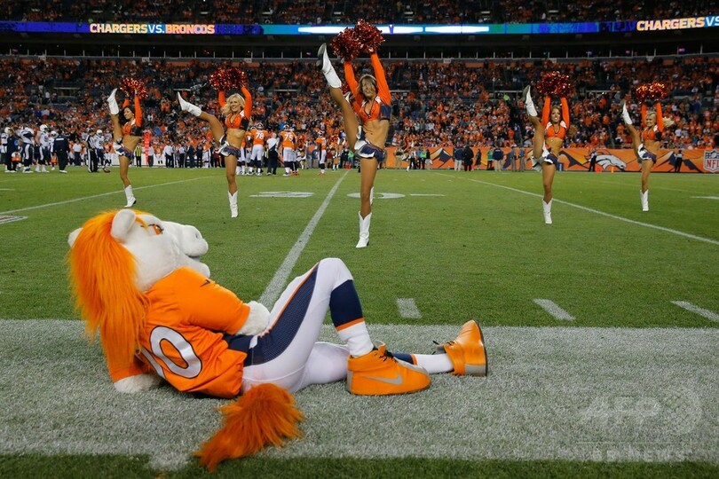 TDパス最多記録のマニング率いるブロンコス、チャージャーズ下す