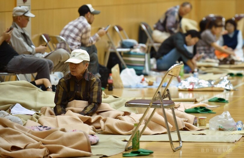 関東豪雨、12人不明 約700人が孤立