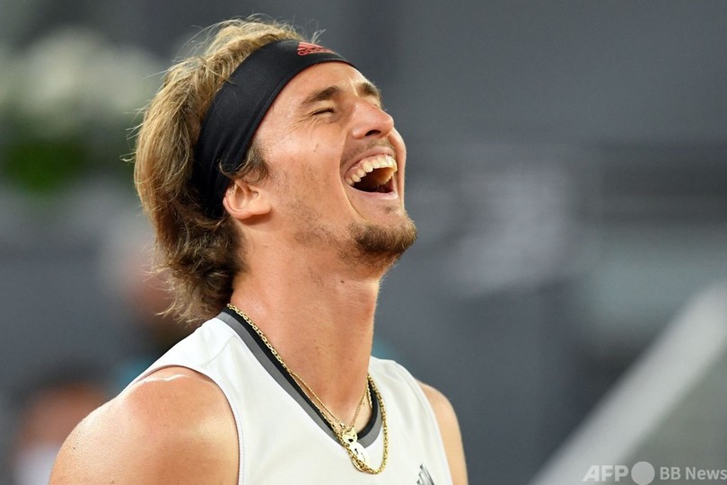 ズベレフが2度目のマドリードOP優勝 ベレッティーニに逆転勝ち