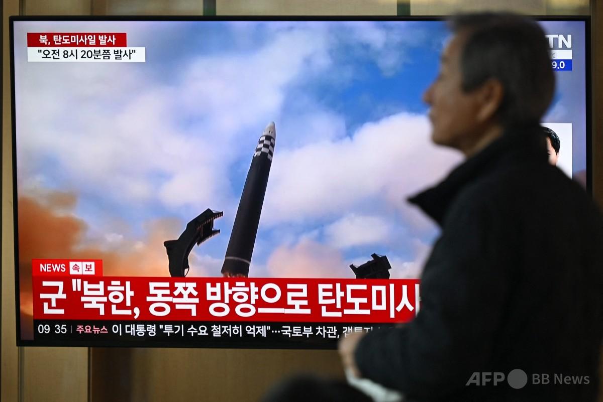 北朝鮮が弾道ミサイル発射、トランプ氏訪韓1週間前 韓国軍発表 写真4枚 