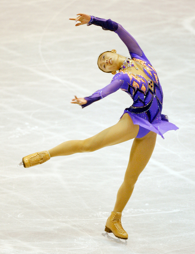 安藤美姫 NHK杯SPで2位につける 写真3枚 国際ニュース：AFPBB News