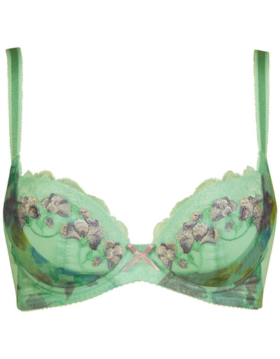 着やせとバストアップを両立 ワコール 約束のブラ 写真8枚 国際ニュース Afpbb News