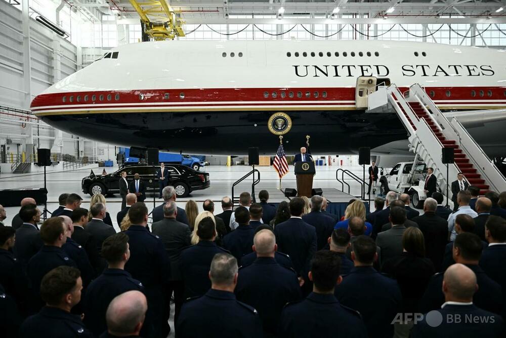 カタールから贈呈の新エアフォースワン公開、トランプ氏「空飛ぶ