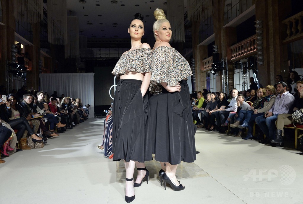 プラスサイズのファッションショー「パルプ ファッション・ウィーク」パリで開催