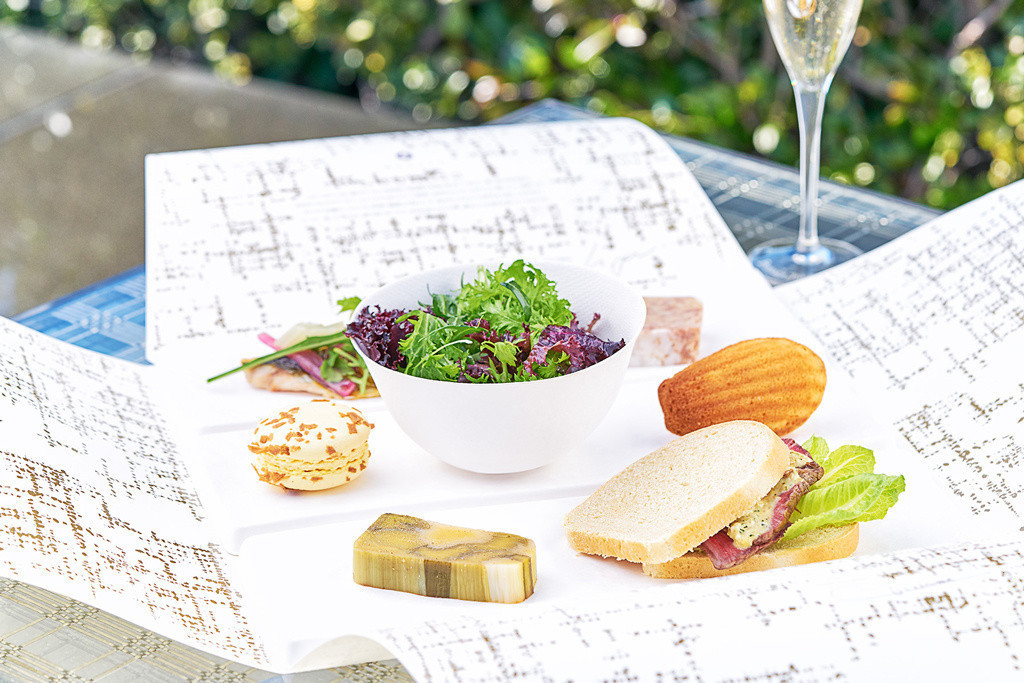 シャネル銀座ビルディング屋上テラス登場