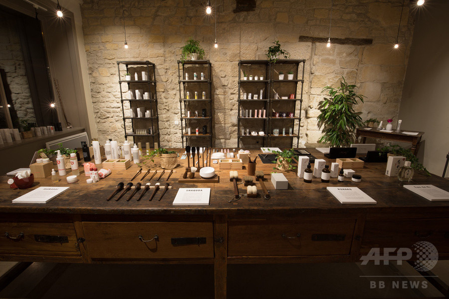 パリで日本の美容ブランドを集めたポップアップストア「ビジョ」がオープン