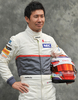 メルボルン（Melbourne）で開催された12F1開幕戦オーストラリアGP（Australian Grand Prix 2012）で写真撮影が行われ、各チームのドライバーが参加した。

小林可夢偉（Kamui Kobayashi）／ザウバー（Sauber）

誕生日：1986/09/13
通算優勝回数：0
通算獲得ポイント：65
グランプリ出走回数：40
ポールポジション獲得回数：0
表彰台：0
F1初出走：2009年ブラジルGP
最高成績：5位
2011年総合成績：12位

2010年に初めてF1フル参戦を果たし、マシントラブルに苦しみながらも信頼を勝ち取った可夢偉は、2年目となった11年シーズンの開幕11戦中7戦でポイントを獲得し、評価を上げている。

ポーズをとる小林可夢偉（2012年3月15日撮影）。(c)AFP/Paul CROCK