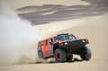 ダカールラリー2013（Dakar Rally 2013）は7日、第3ステージが行われ、四輪部門でバギー（Buggy）のナセル・アルアティア（Nasser Al-Attiyah、カタール）がステージ優勝を飾った。

レースに臨むハマー（Hummer）のロビー・ゴードン（Robby Gordon、2013年1月7日撮影）。(c)AFP/FRANCK FIFE