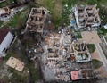 ウクライナ首都キーウ北西にある集落モシチュンで、破壊された家屋（2022年4月20日撮影）。(c)Genya SAVILOV / AFP