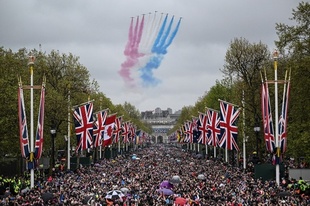 英空軍レッドアローズでセクハラ常態化 女性隊員を「所有物」扱いも