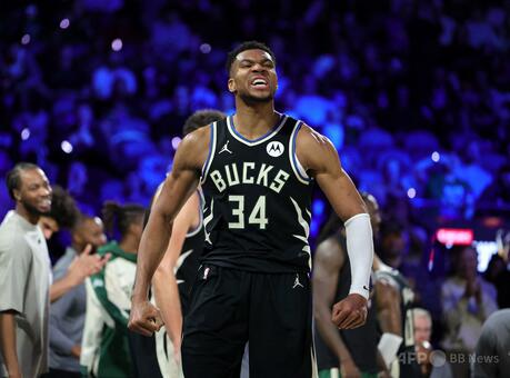 バックスがサンダー下しNBAカップ優勝 ヤニスがトリプルダブルの躍動