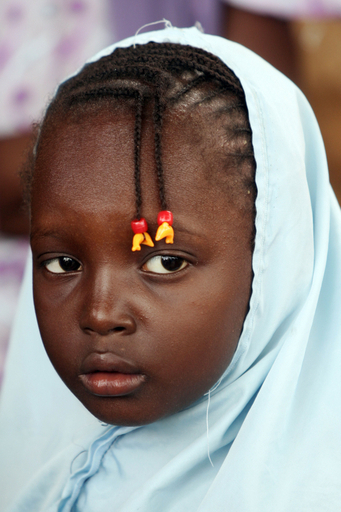 ニジェールのコーラン学校で学ぶ子どもたち