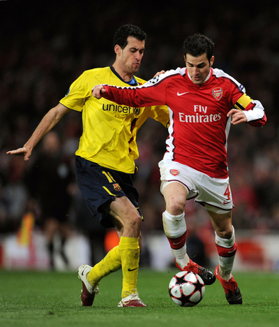 セスク 負傷で6週間離脱