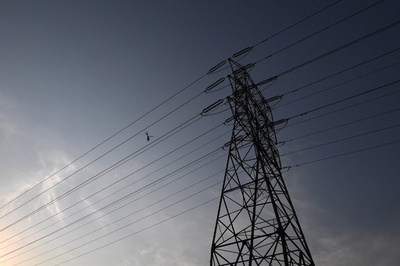 米電力施設に破壊工作相次ぐ、右翼過激派の仕業か