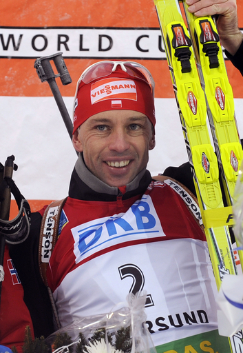 トマシュ・シコラ 男子パシュートで優勝、バイアスロンW杯