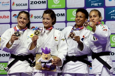 阿部詩が女子52キロ級連覇 4度目の優勝 世界柔道