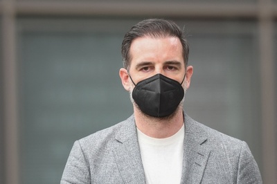 元独代表メッツェルダー被告に執行猶予付き判決 児童ポルノで