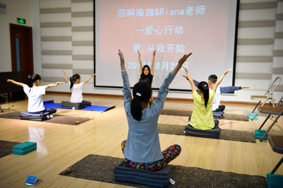 中国初、ヨガ修士課程を開設　国内2年＋インド留学1年