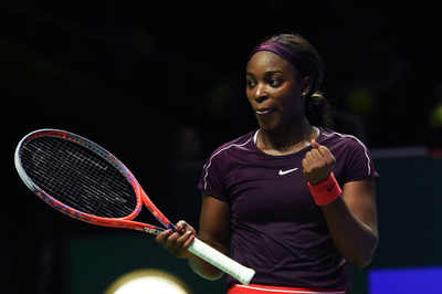 スティーブンズが大逆転勝利でスビトリーナとの決勝へ、WTAファイナルズ
