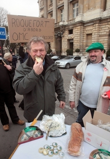 仏産チーズへの300％関税、オバマ政権の対応に注目